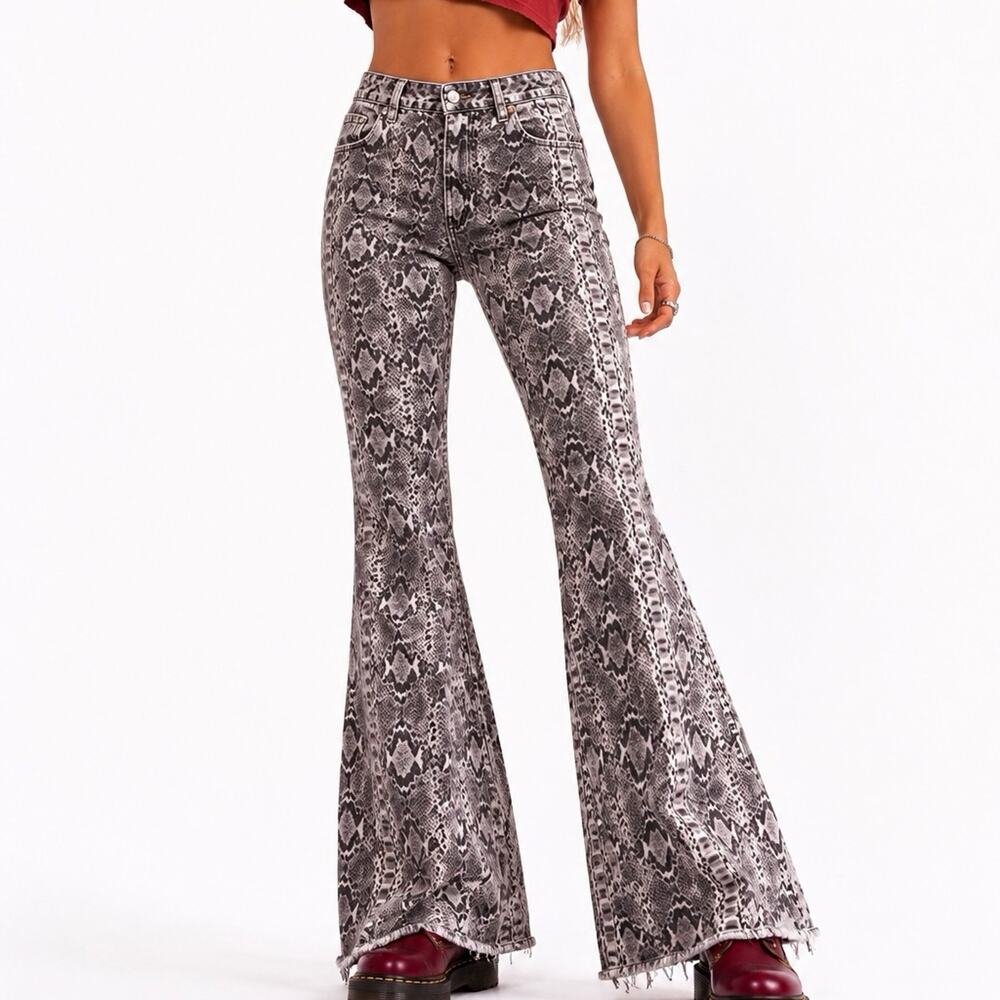 Free People Float On Snakeskin Flare High Waisted Jeans Size 27
